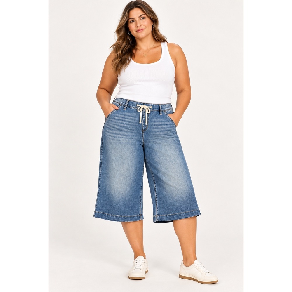 Torrid Womens Weekend Wide Leg Crop Jeans Size 3 Blue Denim Drawstring Soft